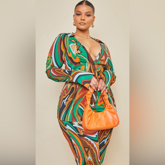 Multi abstract print chiffon fitted shirt - Picture 2 of 5